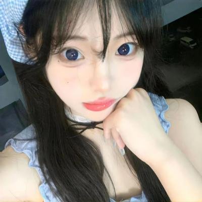 严肃的男人